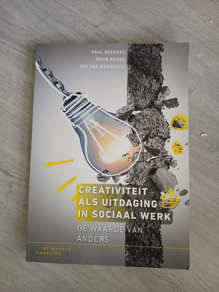 Creativiteit als uitdaging in sociaal werk - Studieboek, Paul Beekers, Ruud Kroes, Jan van Rosmalen, Zo goed als nieuw, Gamma