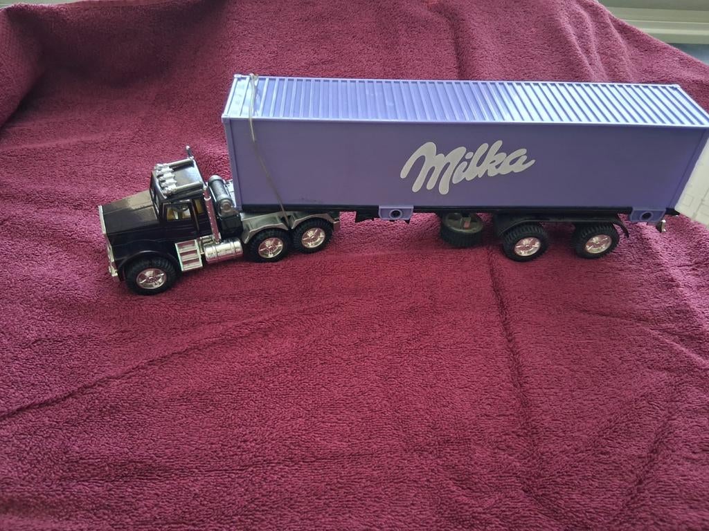 Milka vrachtwagen, Ophalen of Verzenden, 1:5 t/m 1:8, Auto