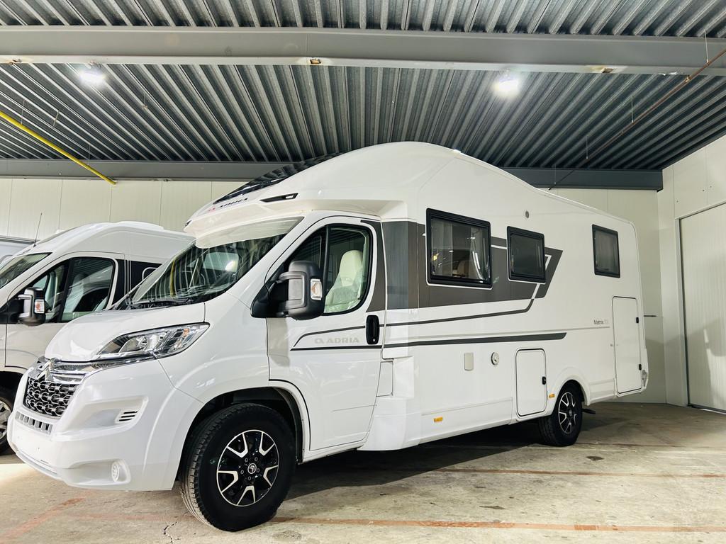 Adria MATRIX 670 SL Axess Gescheiden bedden, volledig vlakke, Caravans en Kamperen, Campers, Ringverwarming, Afzuigkap, Molenweg 3C
9963PG  WARFHUIZEN, NL