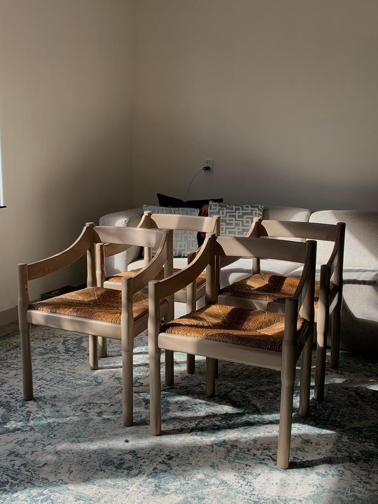 Vintage stoelen - Vico Magistretti - Carimate - cassina, Ophalen of Verzenden, Gebruikt, Bruin, Vier