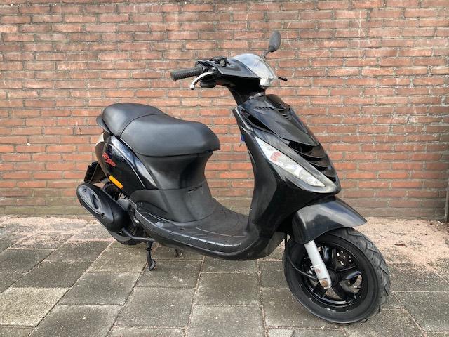 LEUKE PIAGGIO ZIP 4 TAKT SNOR SCOOTER ! BOUWJAAR 2015, Ophalen, Gebruikt, Zip, Benzine