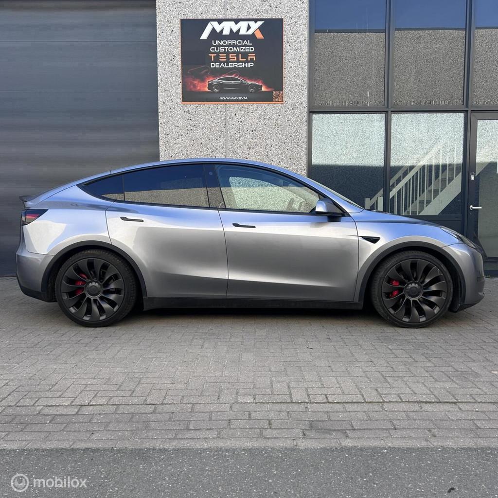 Tesla Model Y Performance + MMX PACK + TREKHAAK + IAP, Auto's, Tesla, Automaat, 514 km, Gebruikt, Overige carrosserieën