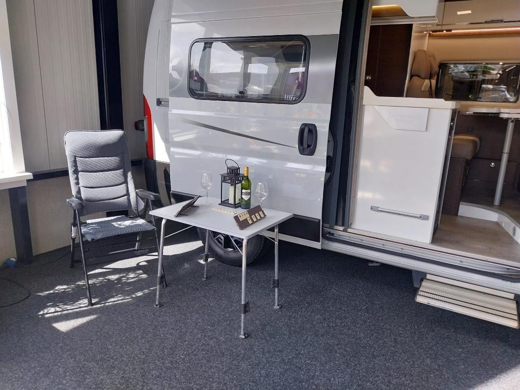 Nieuwe ViaMondo Premium Tafel, Caravans en Kamperen, Campingtafel, Werkplaats@deleukstecamper, Nieuw, Ophalen of Verzenden