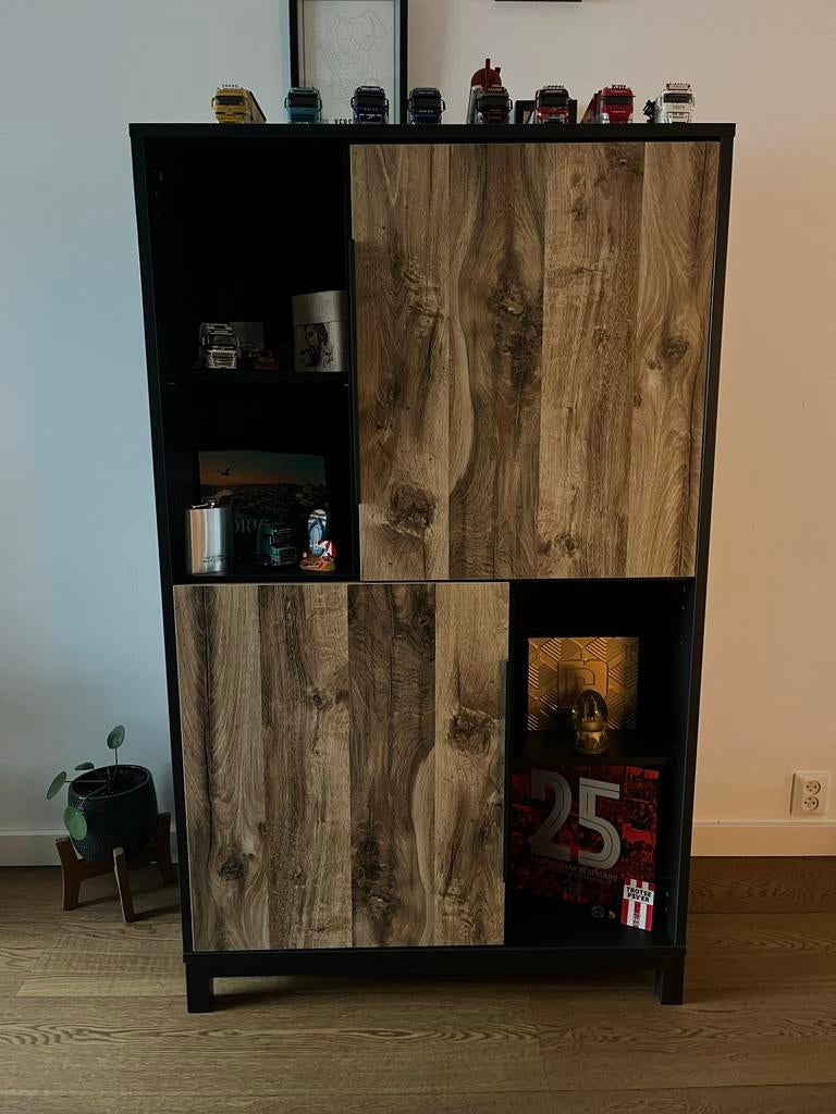 Mooie industriële kast met houtlook deuren, Ophalen, 50 tot 100 cm, Zo goed als nieuw, Metaal