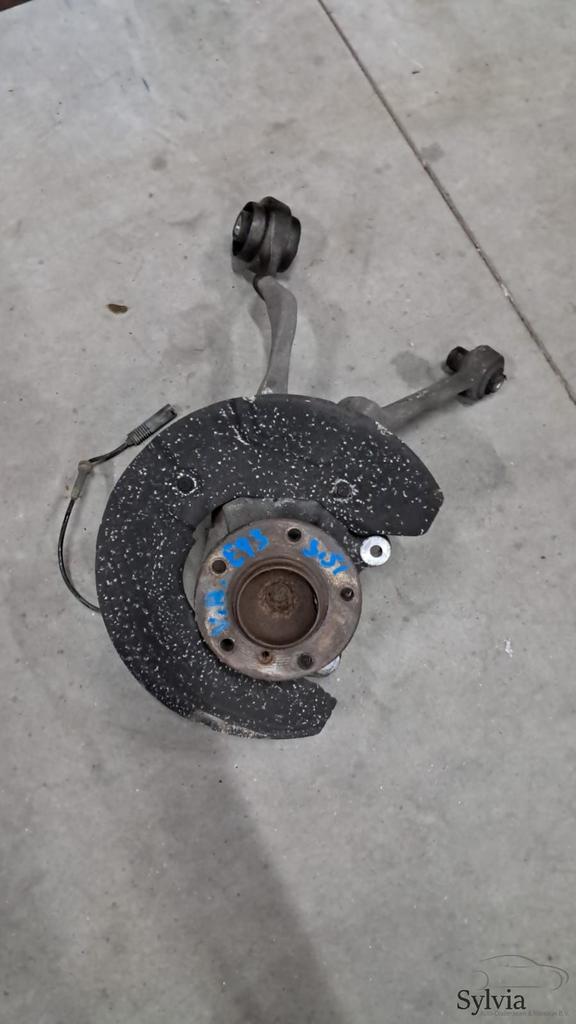 Fusee rechtsvoor 6 cil. BMW 1 / 3 serie E81 E82 E87 E88 E90, Gebruikt, -, -, Ophalen of Verzenden