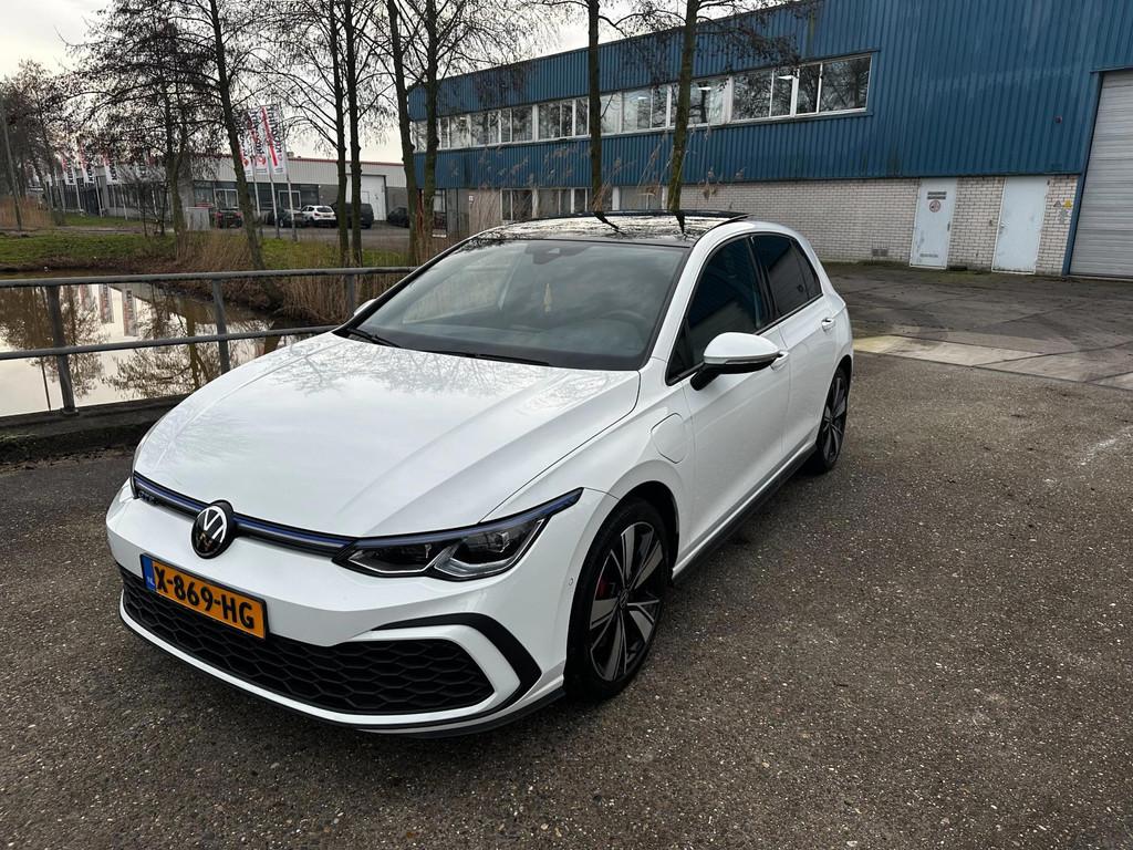 Volkswagen Golf 1.4 eHybrid GTE!2021!Pano!IQ-led!Sfeer!PDC!C, Gebruikt, Euro 6, 4 cilinders, 150 pk