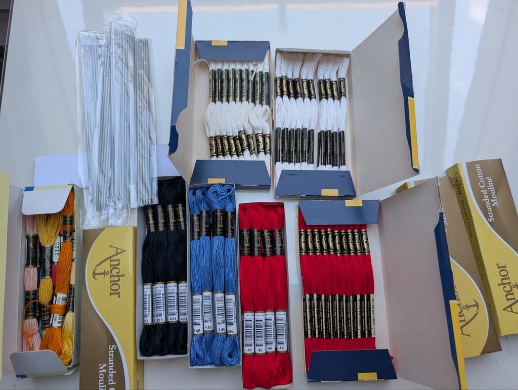 Borduurgaren van DMC, Anchor en Venus, Hobby en Vrije tijd, Borduren en Borduurmachines, Ophalen of Verzenden, Nieuw, Handborduren