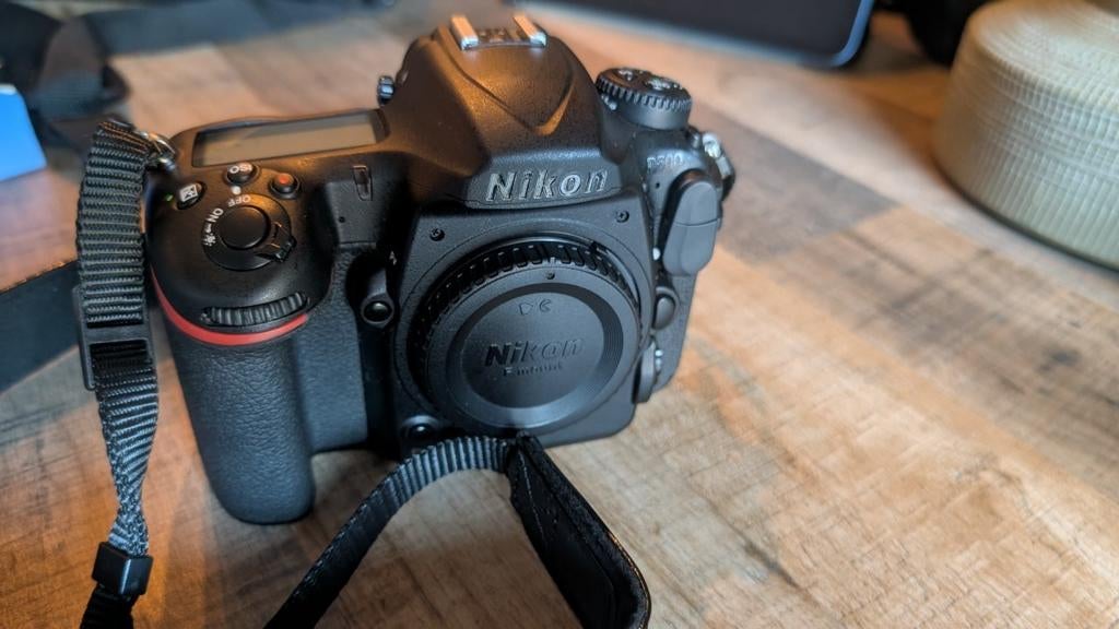 Nikon D500 - Zeer nette staat, slechts 11k clicks, Spiegelreflex, Ophalen of Verzenden, Zo goed als nieuw, Nikon