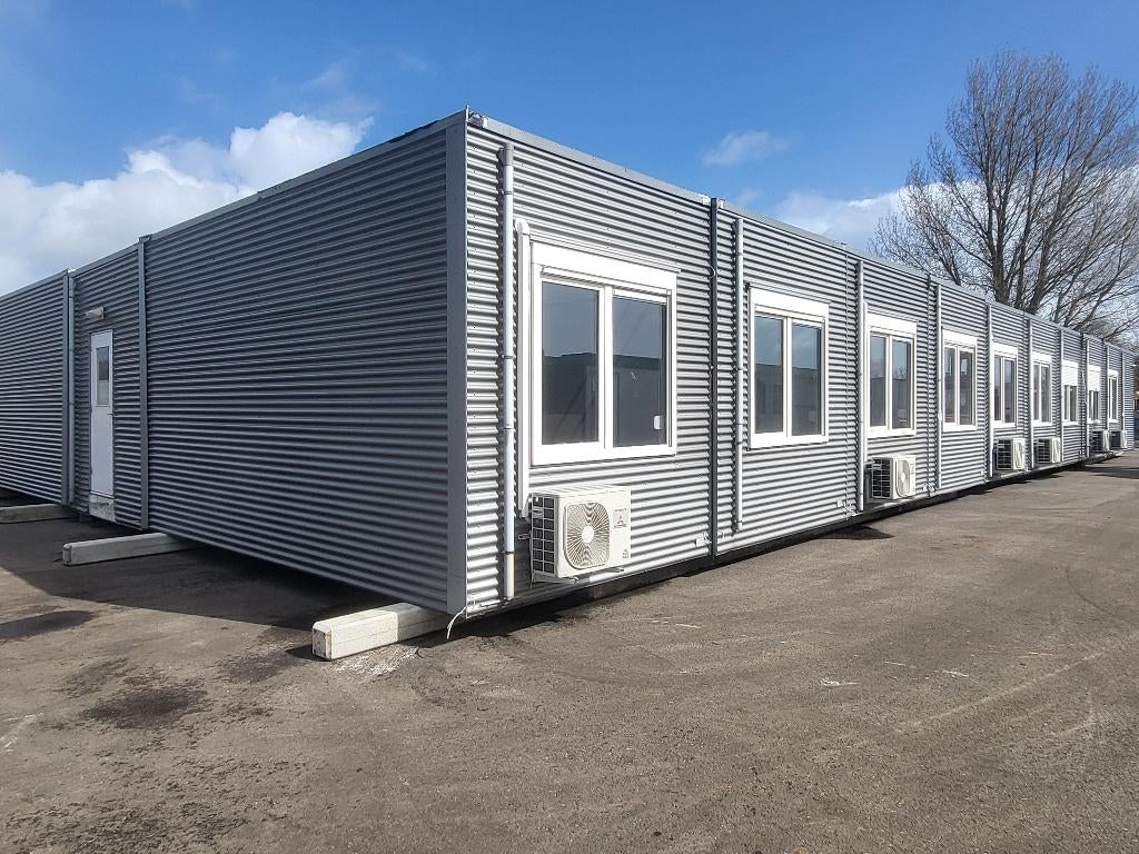 Net unit gebouw, i.z.g.st. In delen te koop, incl airco's., Ophalen