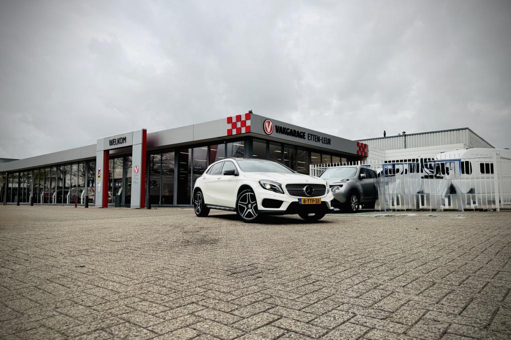 Mercedes-Benz GLA 200 Amb Comfort AMG PAKKET / CAMERA / SCHU, Automaat, 12 maanden, Gebruikt, Euro 6