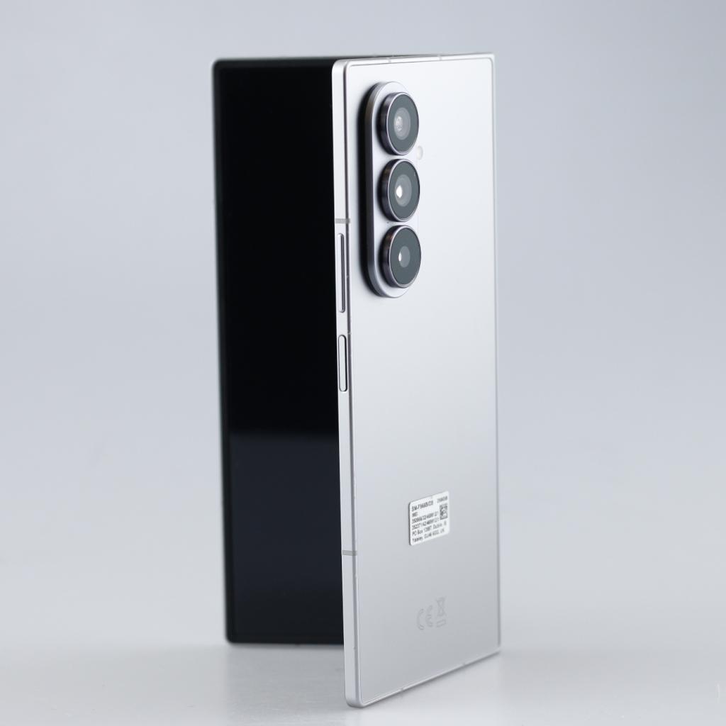 Samsung Galaxy Z Fold 7 256GB Zilver | Nette staat, Samsung, Zo goed als nieuw, Support@Samsung.com, 129, Samsung-ro, Yeongtong-gu
Suwon-si, Gyeonggi-do 16677
South Korea