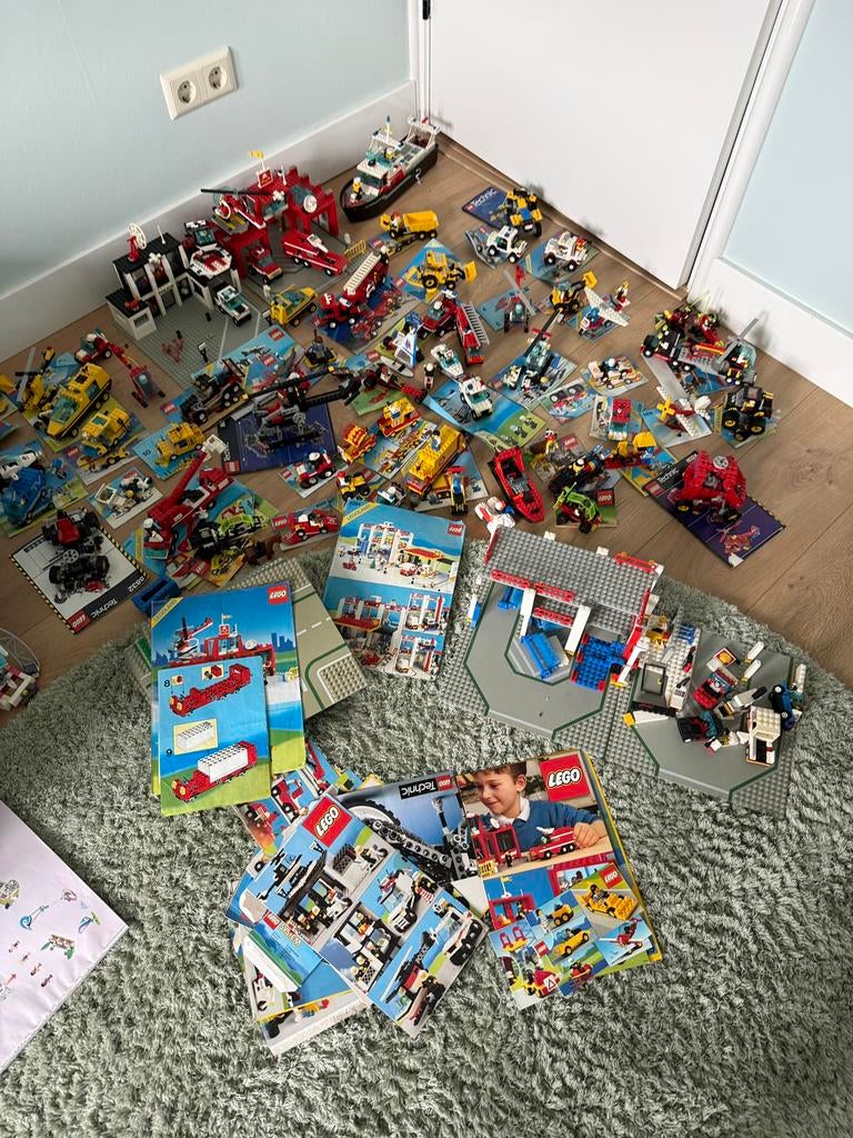 Partij legoland lego city en technics, Ophalen, Zo goed als nieuw