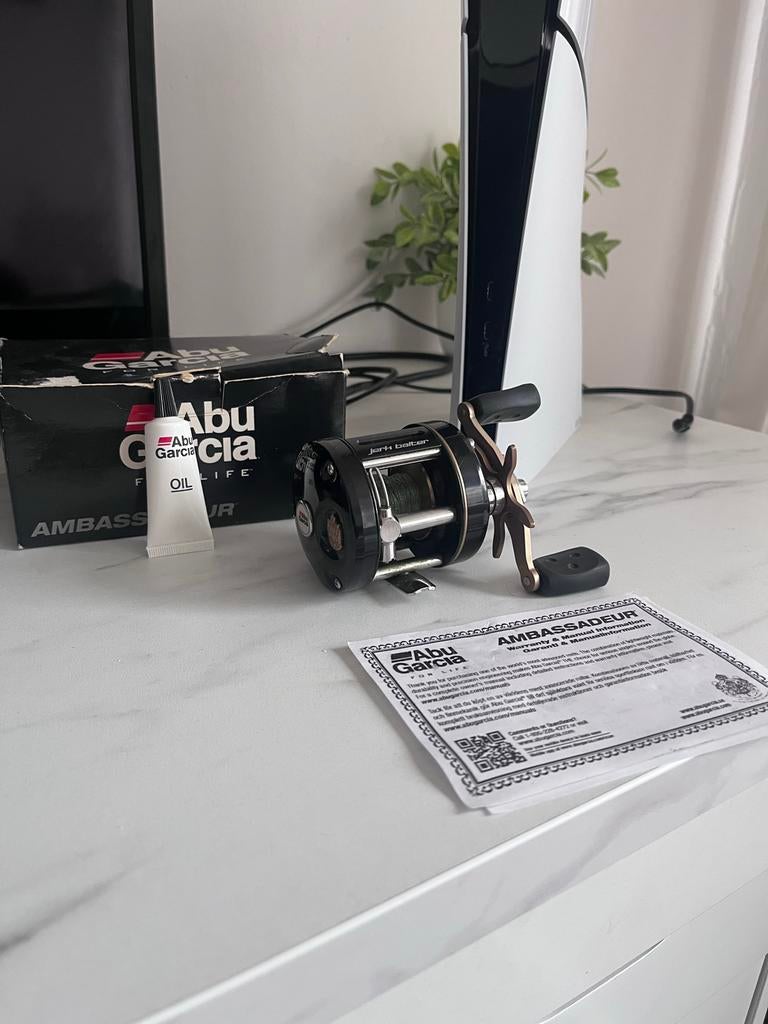 Abu Garcia Ambassadeur 5601 JB Reel - Zo goed als nieuw, Watersport en Boten, Ophalen of Verzenden, Zo goed als nieuw, Molen