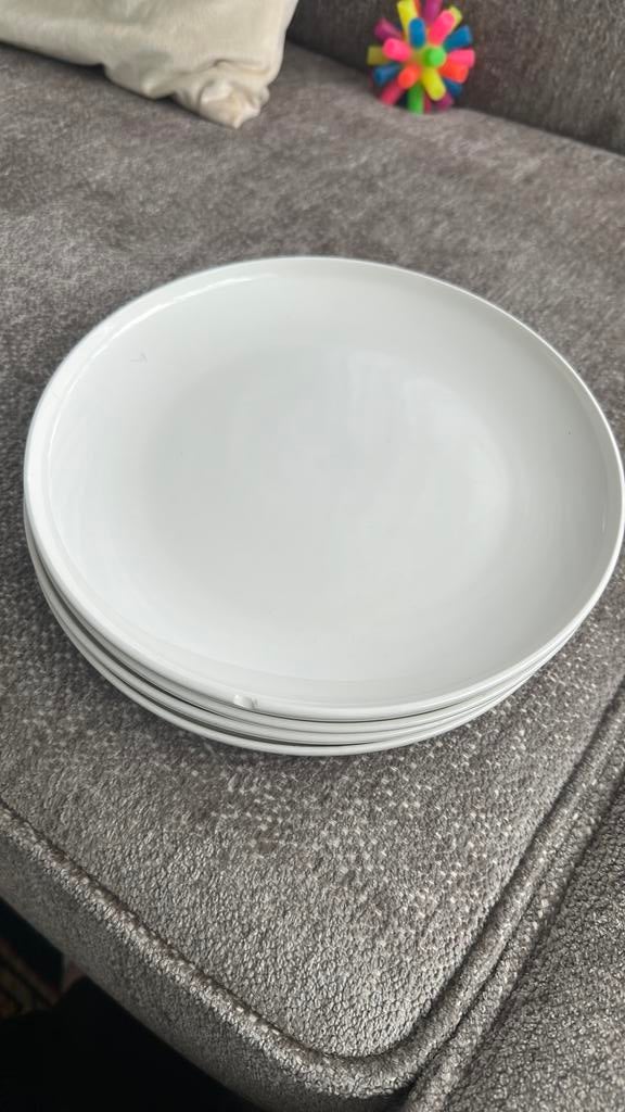 Hema borden 4 stuks1. Heeft een klein stuk, Ophalen of Verzenden, Gebruikt, Overige materialen