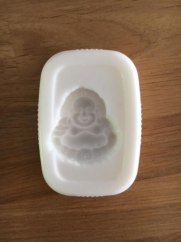 Siliconen mal Boedhha hanger | zeepmal - molds - mallen, Hobby en Vrije tijd, Overige Hobby en Vrije tijd, Ophalen of Verzenden