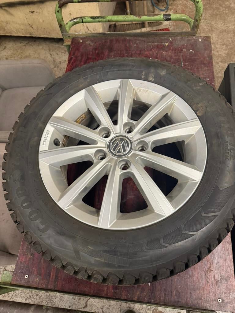 Volkswagen golf 7, 16 inch, Banden en Velgen, Nieuw, 205 mm