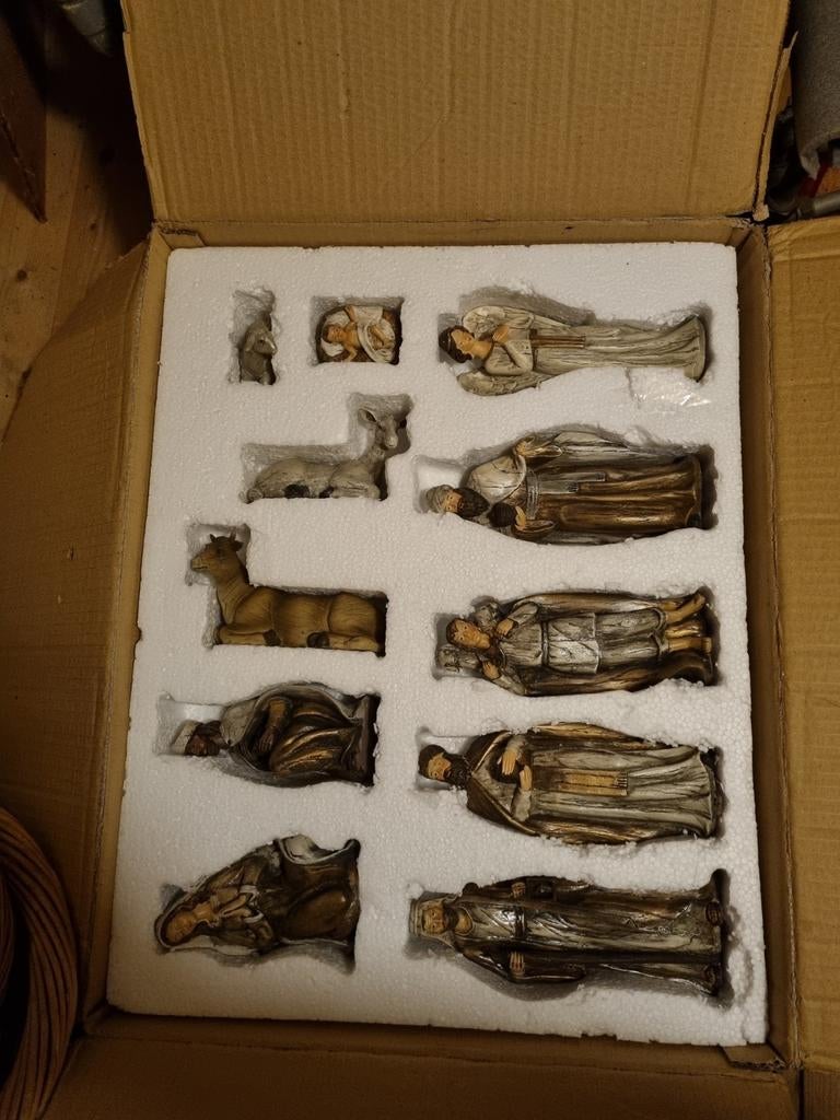 Kerstbeelden mooie complete set., Diversen, Kerst, Ophalen of Verzenden