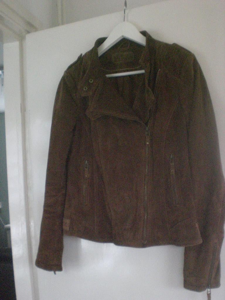 Mooie suede jas van C&A. Maat 38, Kleding | Dames, Jassen | Winter, Ophalen of Verzenden, Zo goed als nieuw, Maat 38/40 (M), Bruin