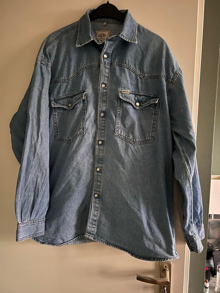 Lichtblauwe spijkerblouse - Maat M, Ophalen of Verzenden, Zo goed als nieuw, Blauw