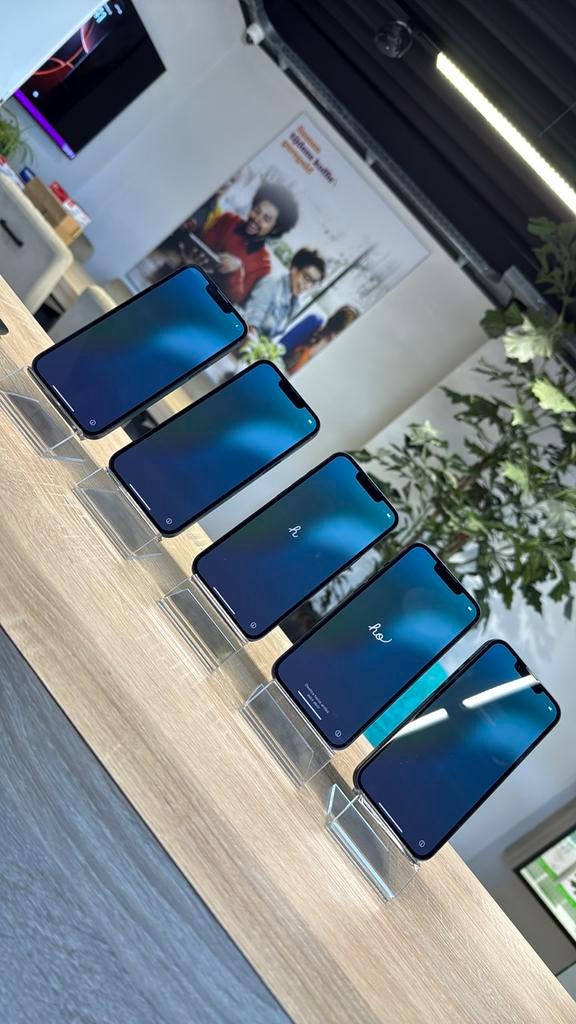  iPhone 13 128GB Zwart 100% batterij incl. 2 jaar garantie, 128 GB, Apple, Zwart, Refurbished