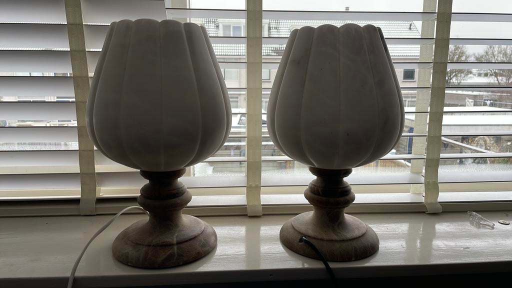 Stenen tulp lampen 2x (beige), Huis en Inrichting, Lampen | Tafellampen, Ophalen, Zo goed als nieuw, Minder dan 50 cm