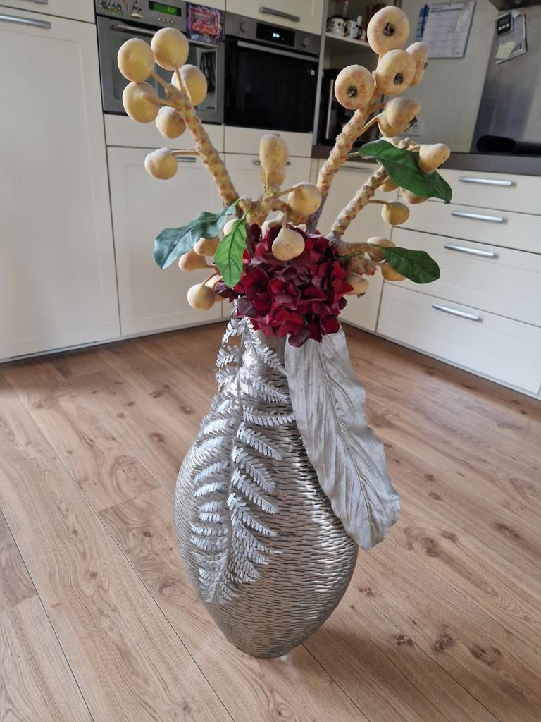 Geweldige mooie grote glimmende zilver grijze vaas. 81cm, Huis en Inrichting, Woonaccessoires | Kunstplanten en Kunstbloemen, Ophalen