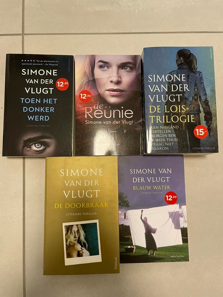 Simone van der Vlugt 5 verschillende boeken, Ophalen of Verzenden, Zo goed als nieuw