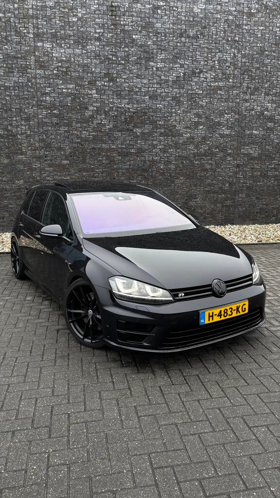 Volkswagen Golf R 2.0 4MOTION DSG 2014 Zwart Stage 2 NAP, Auto's, Volkswagen, Automaat, Zwart, 4 cilinders, 1984 cc