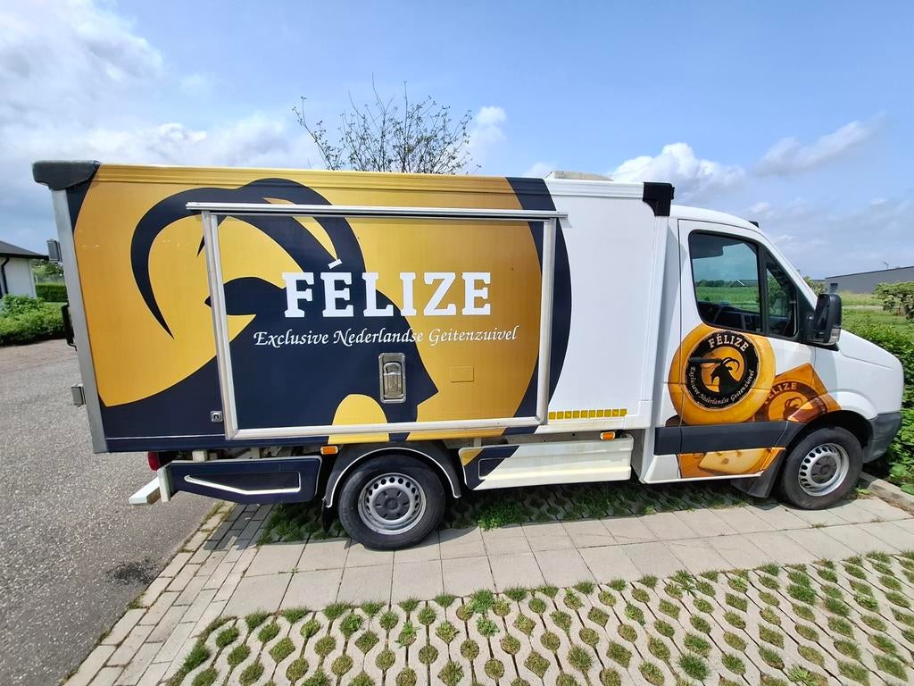 Koel vries wagen vw crafter, dealer onderhouden., Auto's, 2137 kg, 136 pk, Zwart, Volkswagen