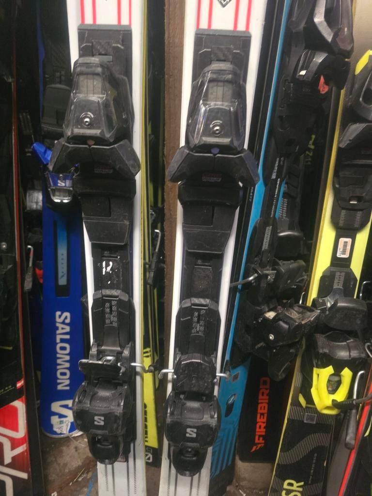155cm SALOMON S/MAX ENDURANCE, Sport en Fitness, Skiën en Langlaufen, 140 tot 160 cm, Zo goed als nieuw, Carve, Skiën