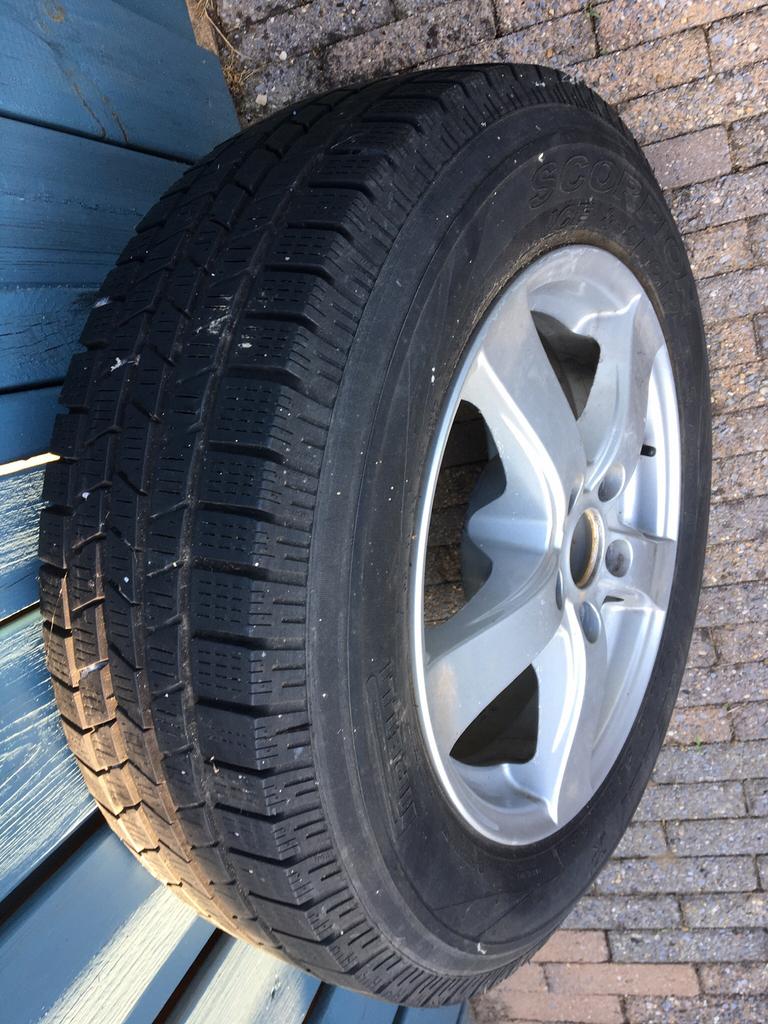 Winterbanden en aluminium velgen, Ophalen, Mitsubishi