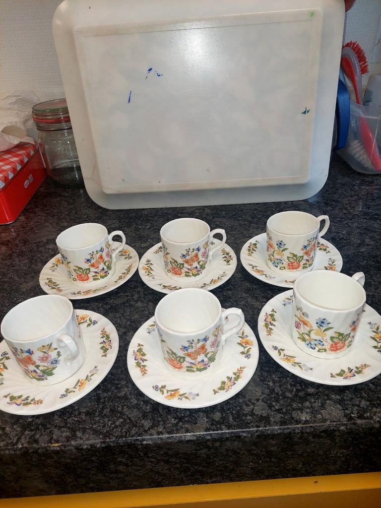 6 Engelse kopjes van aynsley nieuw, Nieuw, Ophalen of Verzenden, Overige stijlen, Kop(pen) en/of Schotel(s)