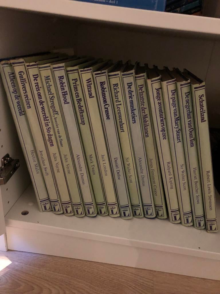 Wereldberoemde jeugdboeken Lekturama, 15-delig, Ophalen, Zo goed als nieuw, Nederland