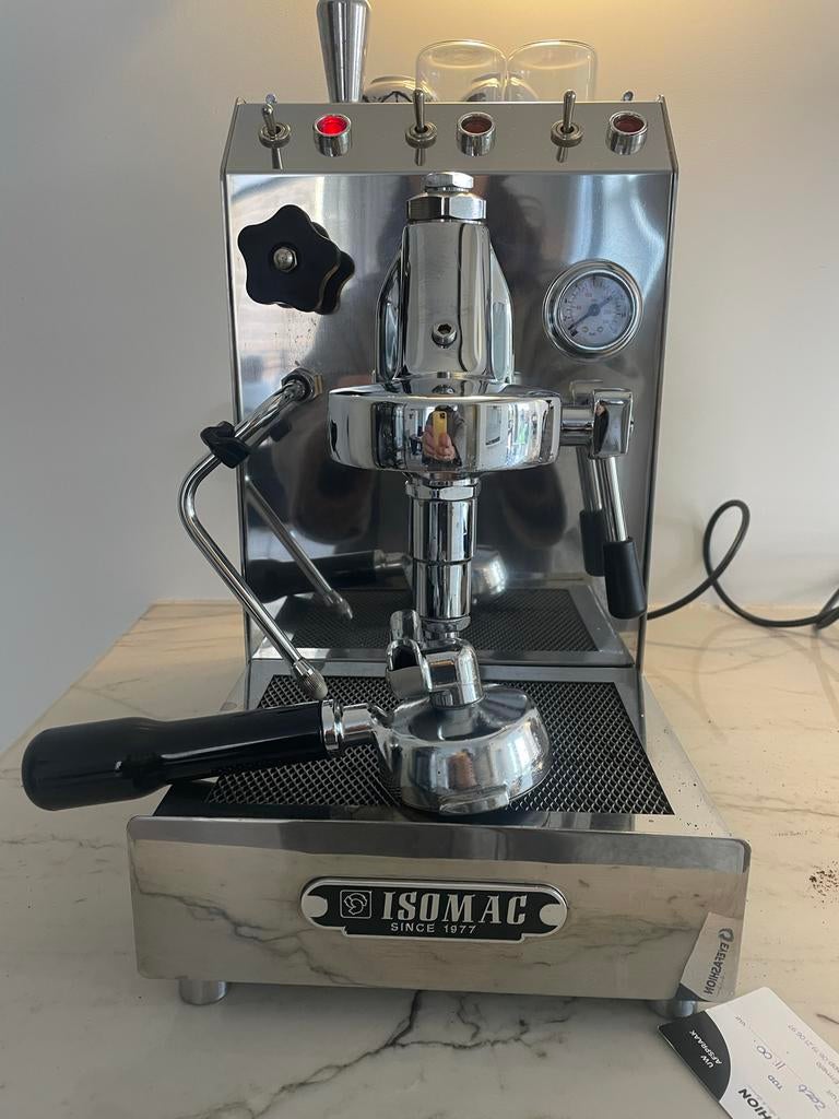 Isomac Espresso zaffiro Machine - Goede Staat, Afneembaar waterreservoir, Gebruikt, Espresso apparaat, Gemalen koffie