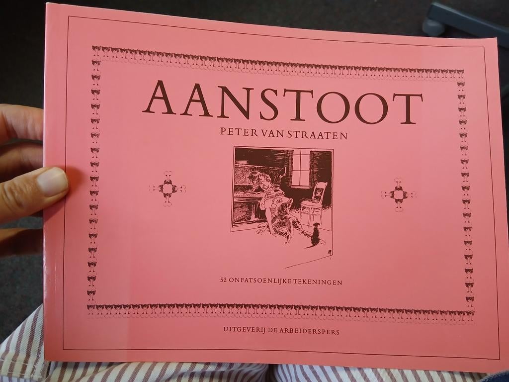 Aanstoot - Peter van Straaten, 52 onfatsoenlijke tekeningen, Ophalen of Verzenden, Gelezen, Peter van Straaten, Nederland