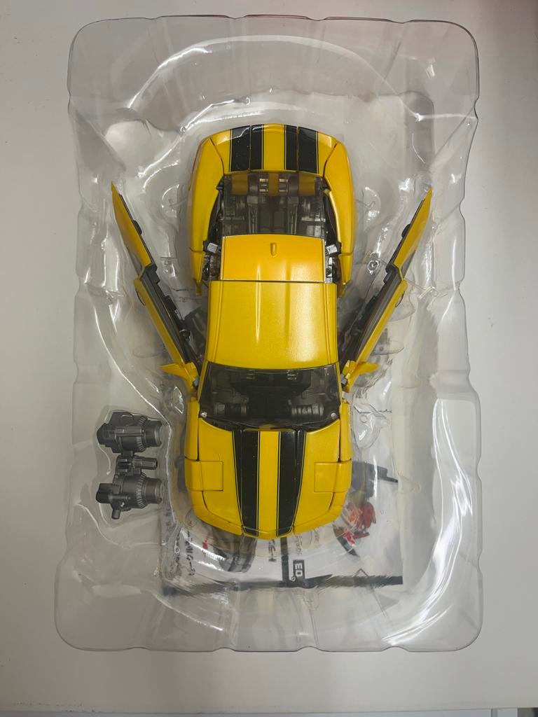 (Geen KO) Transformers Bumblebee Masterpiece Takara Tomy, Ophalen of Verzenden, Zo goed als nieuw