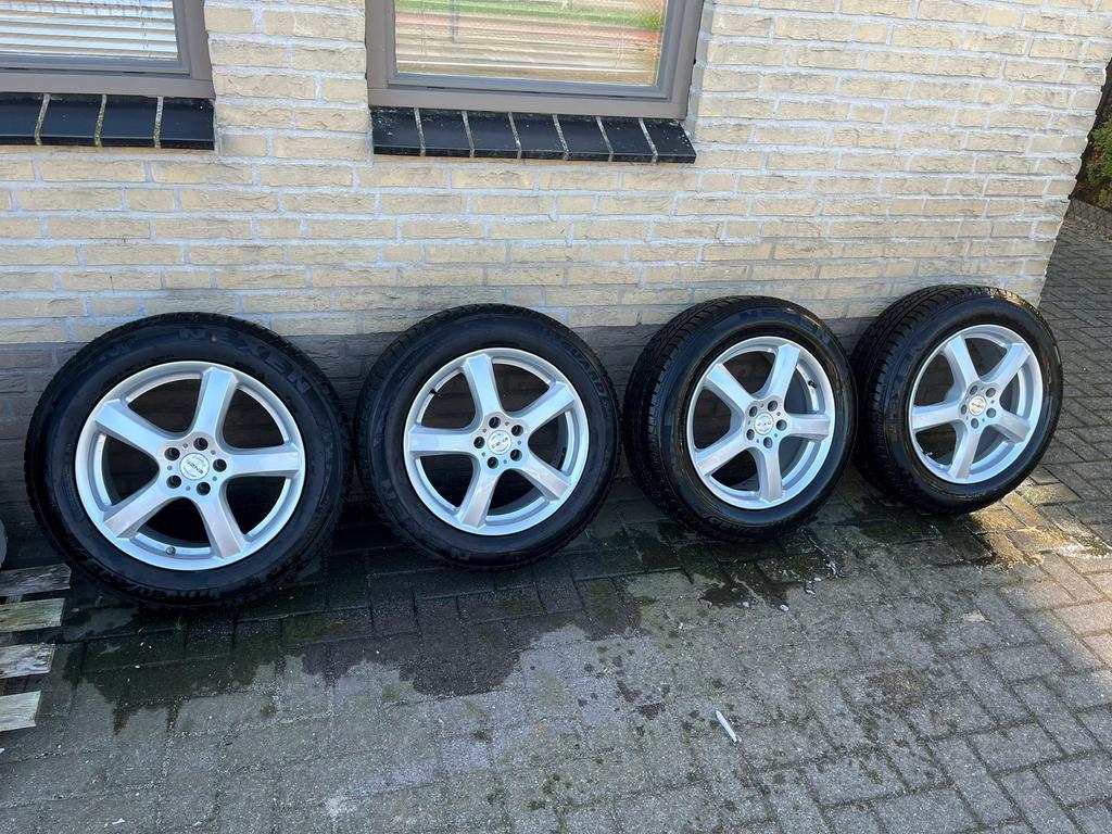 4 Winterbanden met velg | Nexen | Enzo | steekmaat 105, Ophalen