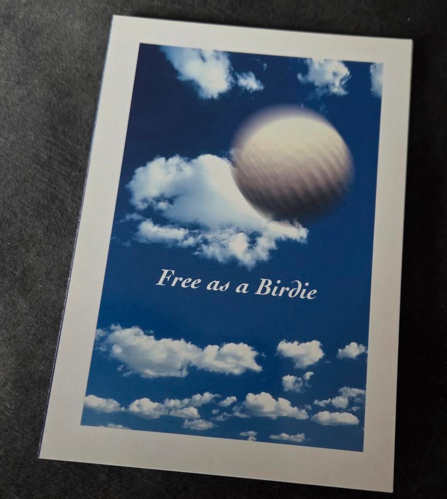 Free as a Birdie - golfbal - Reaal verzekeringen reclame, Verzamelen, Verzenden, 1980 tot heden, Ongelopen, Sport en Spel