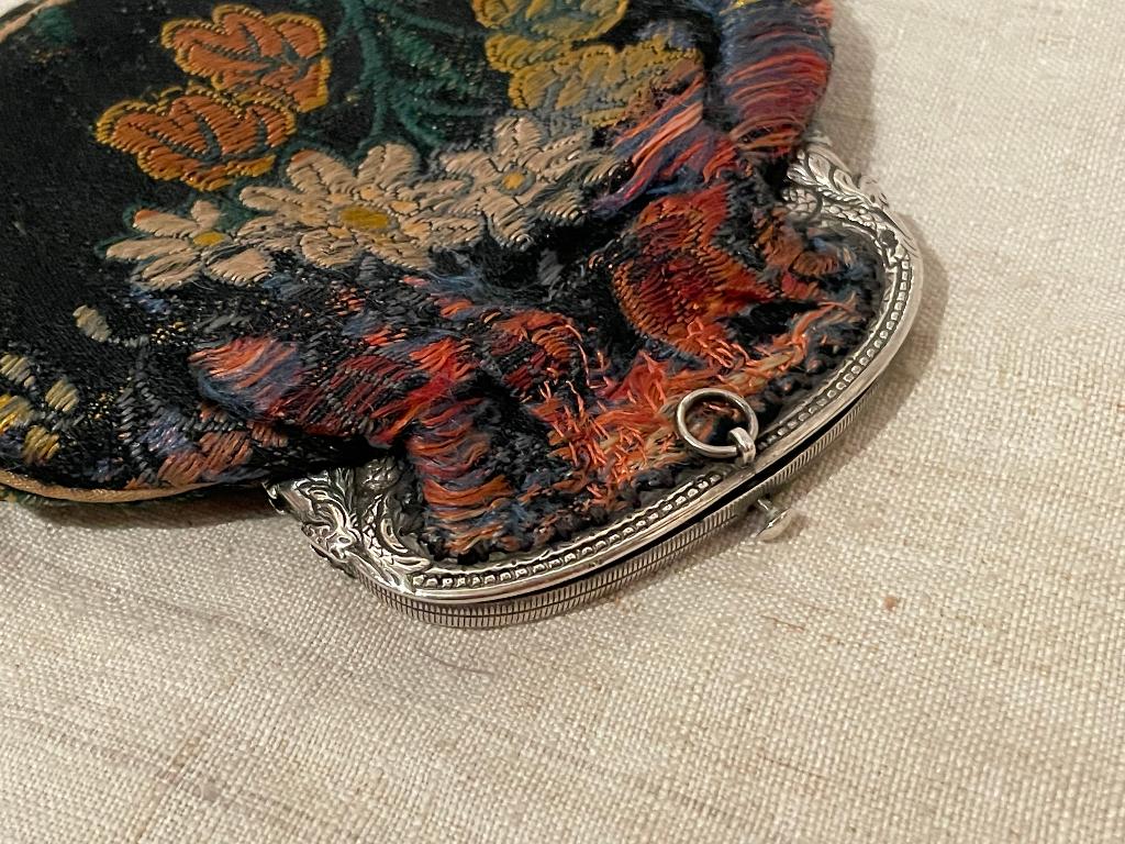 beursje  beursbeugeltje  tasje W. Netelenbosch eenhoorn 1825, Ophalen of Verzenden