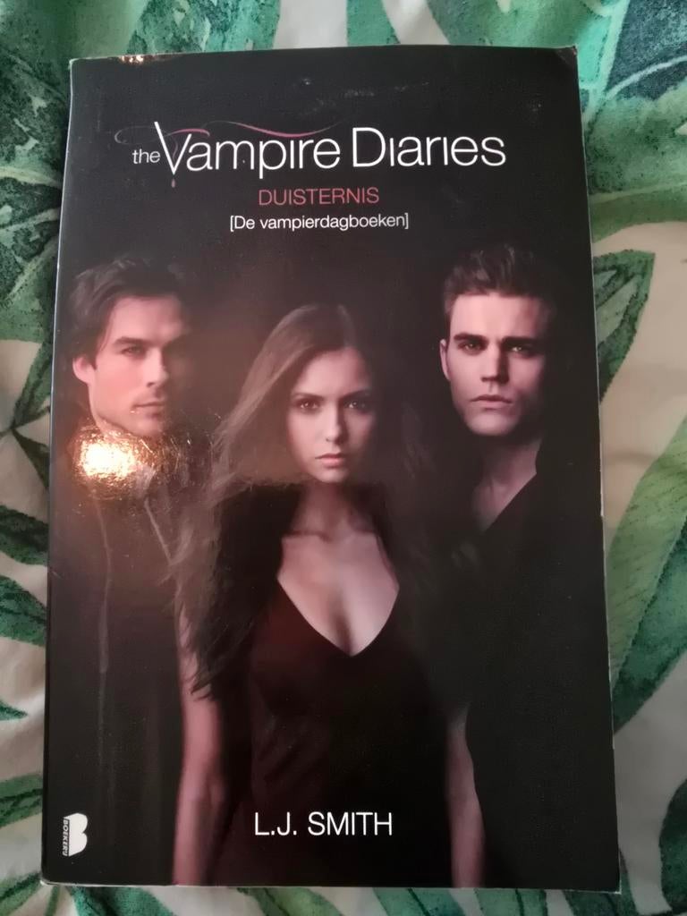 L.J. Smith:
The Vampire Diaries, Duisternis, pb Nederlands, Ophalen of Verzenden
