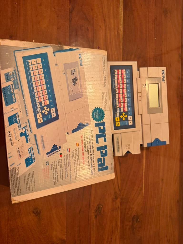 Pc Pal vintage computer met spelletjes, Ophalen