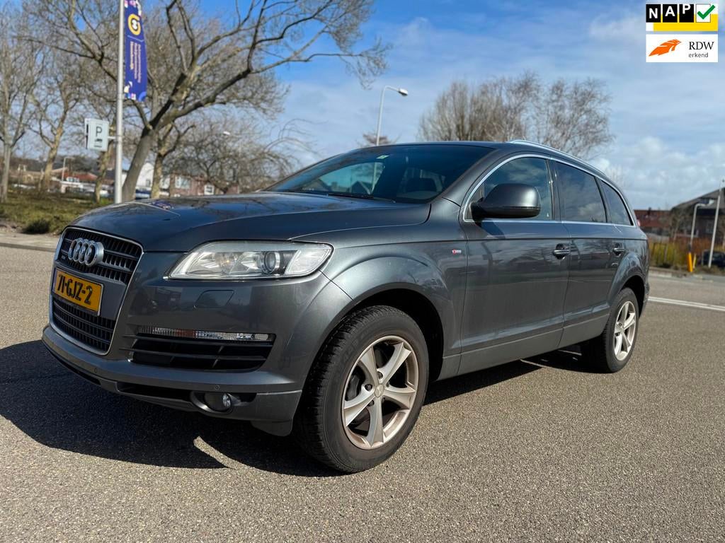 Audi Q7 3.6 FSI quattro Pro Line+ Foto’s volgen !, Auto's, Audi, Automaat, Gebruikt, Zwart, 147 €/maand