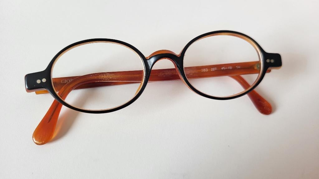 Giorgio Armani (Model 282) – Vintage Design, Overige merken, Gebruikt, Bruin, Ophalen of Verzenden