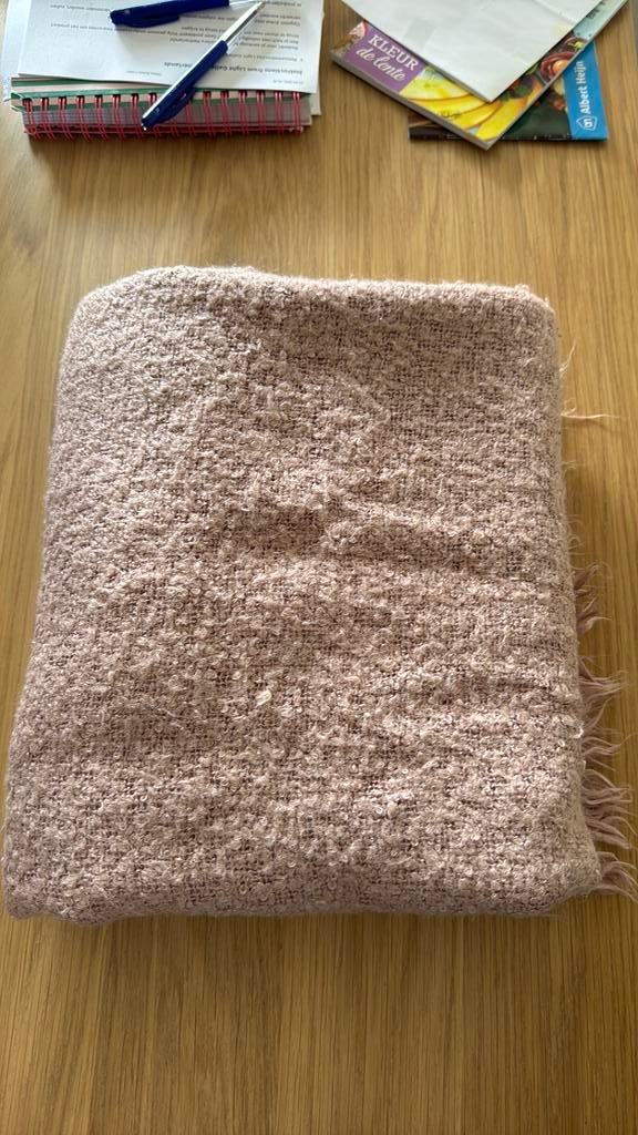 H&M home plaids (roze) 2 stuks zgan, Ophalen of Verzenden, Zo goed als nieuw