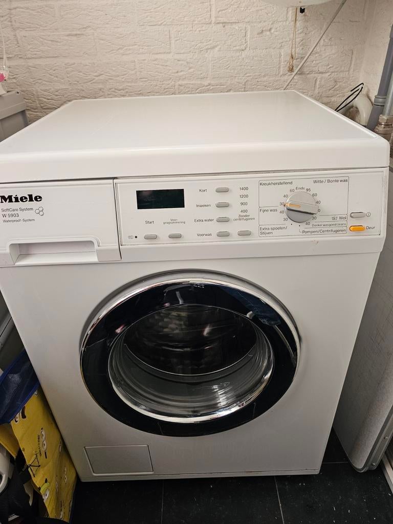 Miele  wasmachine, Gebruikt, Ophalen of Verzenden, 85 tot 90 cm, 1200 tot 1600 toeren