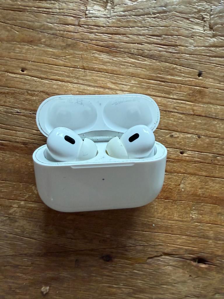 Apple AirPods Pro 2 - Origineel en Compleet, Ophalen of Verzenden, Zo goed als nieuw, Overige merken, Draadloos