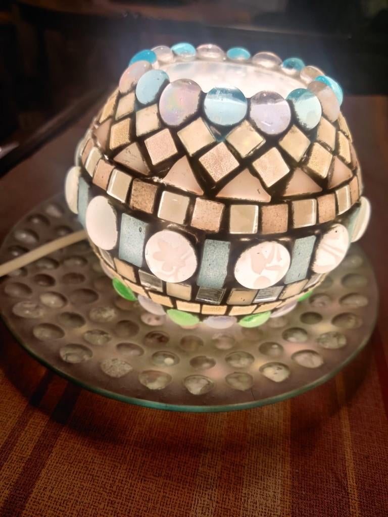 Mozaïek Tafellamp – Handgemaakt Sfeerlampje (Ø 13 cm), Huis en Inrichting, Lampen | Tafellampen, Ophalen, Mozaïek, Nieuw, Glas