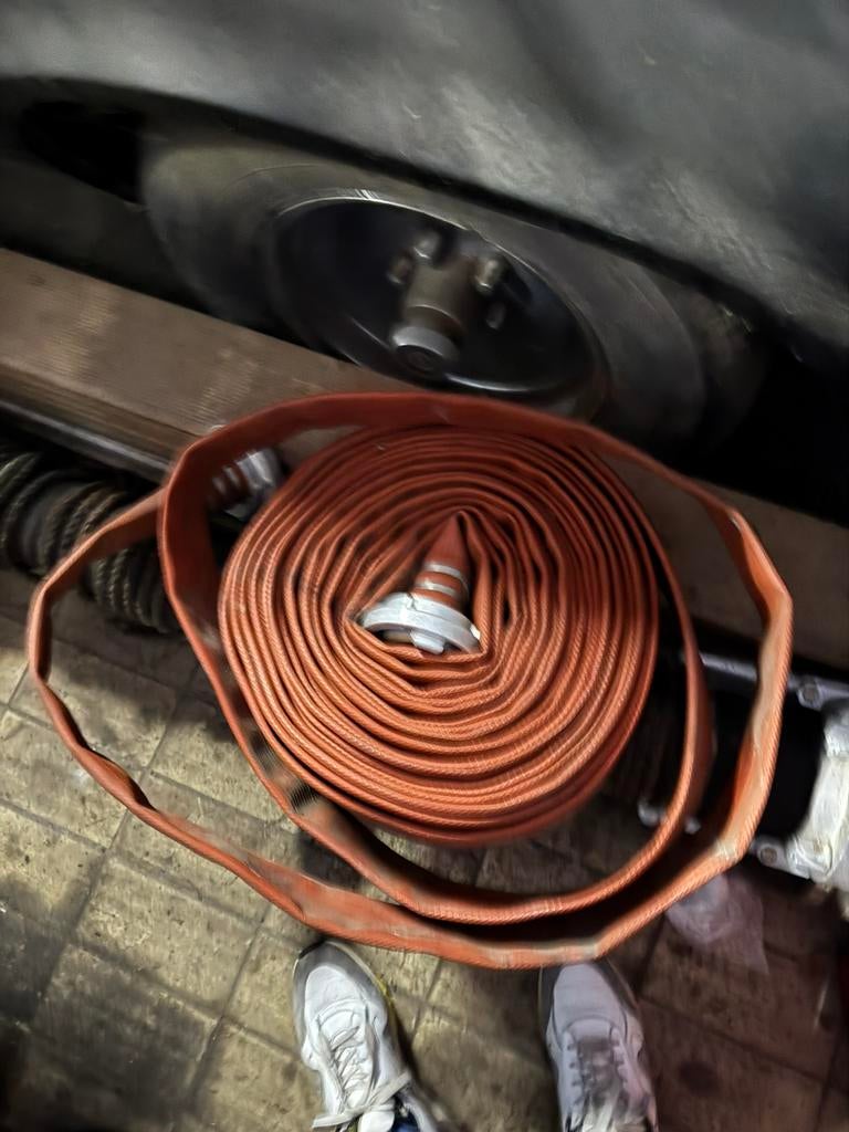 Brandweerslang 3 duims in zeer goede staat, Ophalen of Verzenden, Zo goed als nieuw