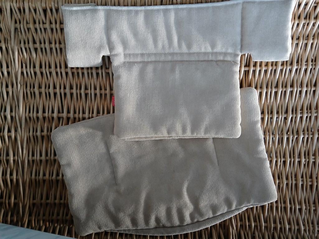 Orginele accessoires voor Tripp trapp kinderstoel.

Kussense, Ophalen, Zo goed als nieuw