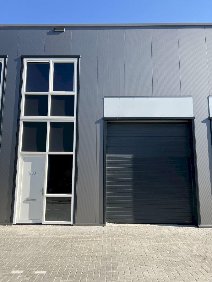 Bedrijfshal te huur in Enschede, Zakelijke goederen, Bedrijfs Onroerend goed